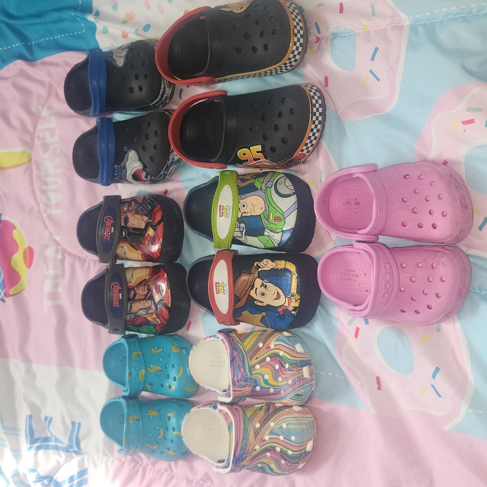 Crocs BUNDLE